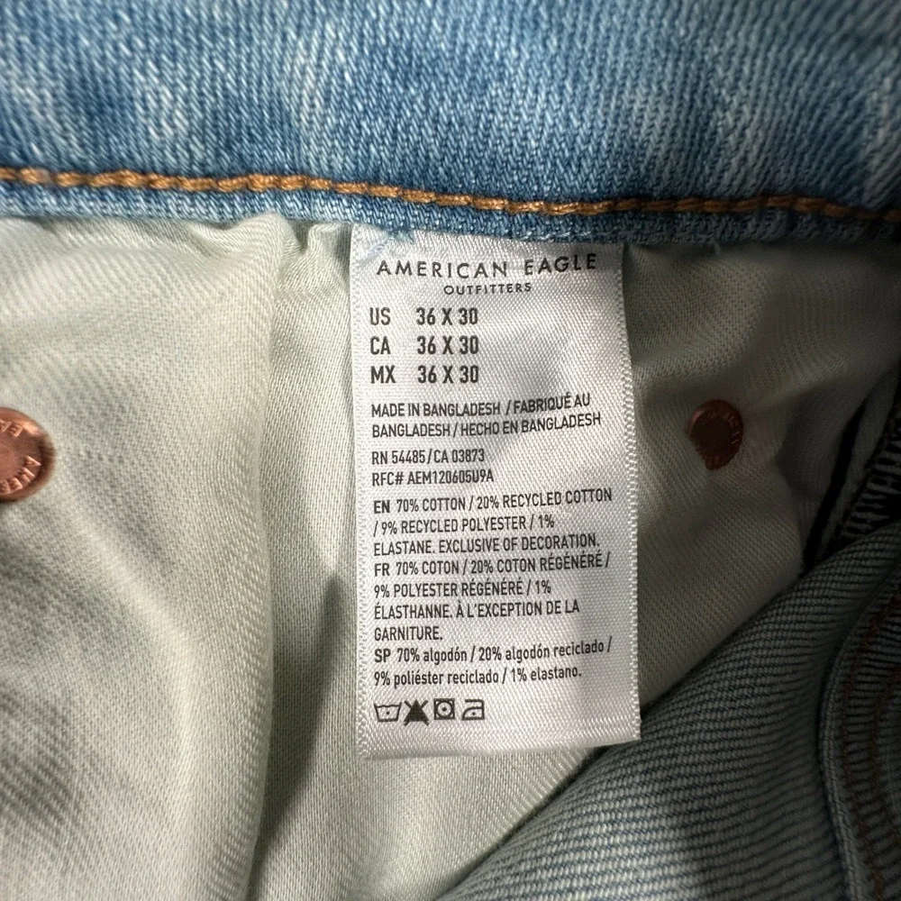 American Eagle AE Slim Straight Jeans Mens 36x30 Light Blue Airflex Stretch NEW
